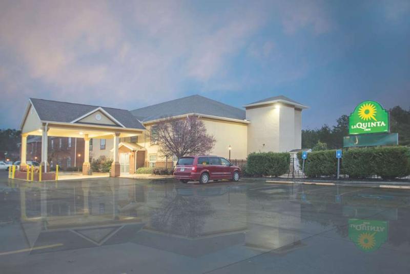 La Quinta Inn By Wyndham Calhoun South I-75 Exterior foto